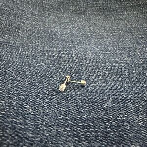Flat back stud earrings
